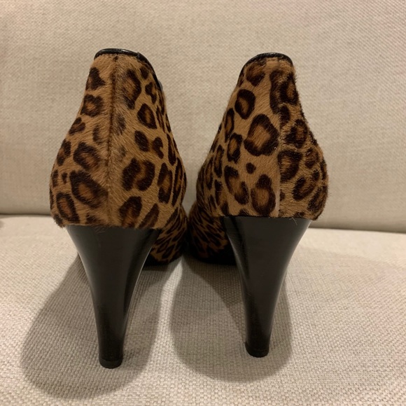 L’Autre Chose Leopard Haircalf Booties! - Picture 3 of 5